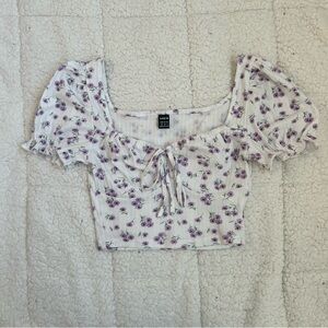SHEIN White Floral Crop Top